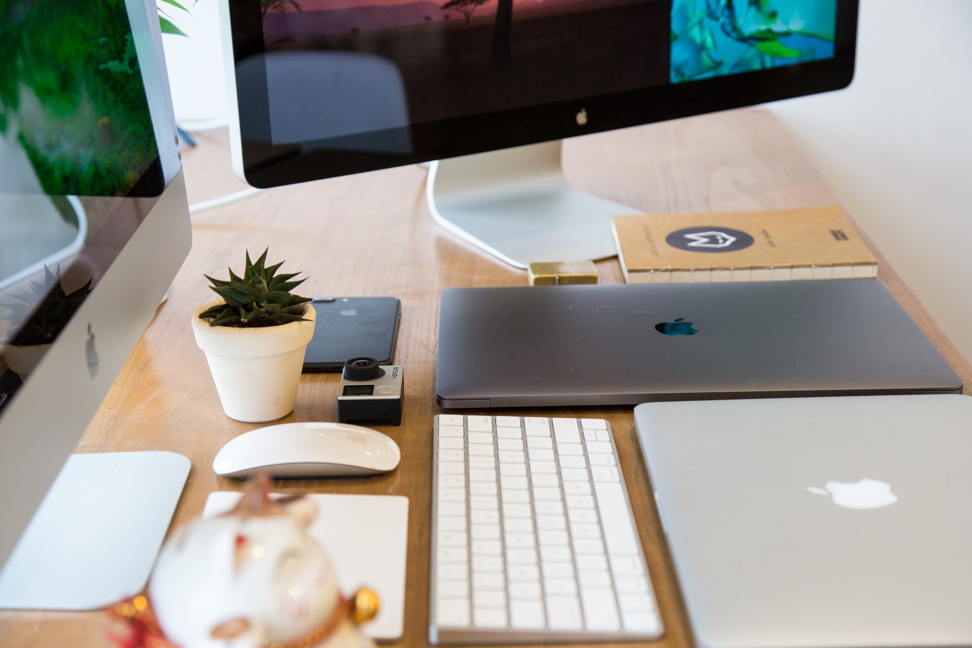 Keep Your Work Desk Clean